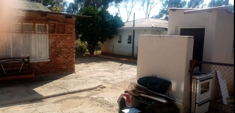 4 Bedroom Property for Sale in Dawkinsville North West